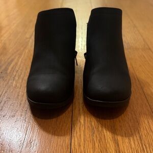 Girl's Black Ankle Boots